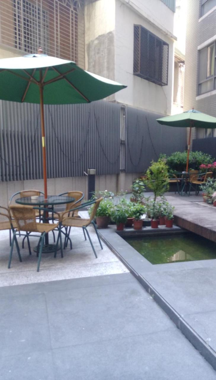 Feng Jia Homestay Taichung Luaran gambar